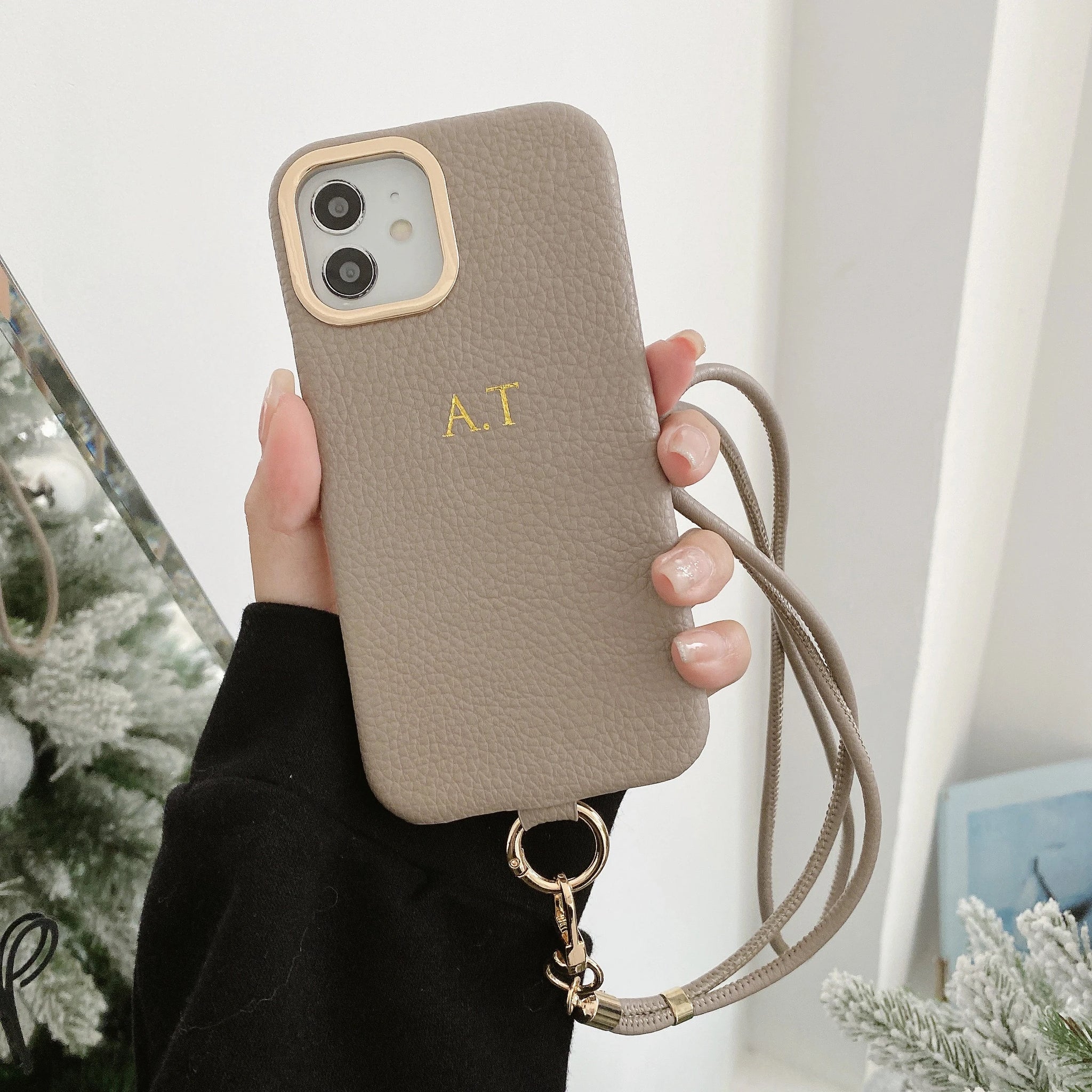 Customized engraved name letter Leather Phone Case for iPhone16 11 12 13 14 15ProMax Protective Crossbody Lanyard Phone Case