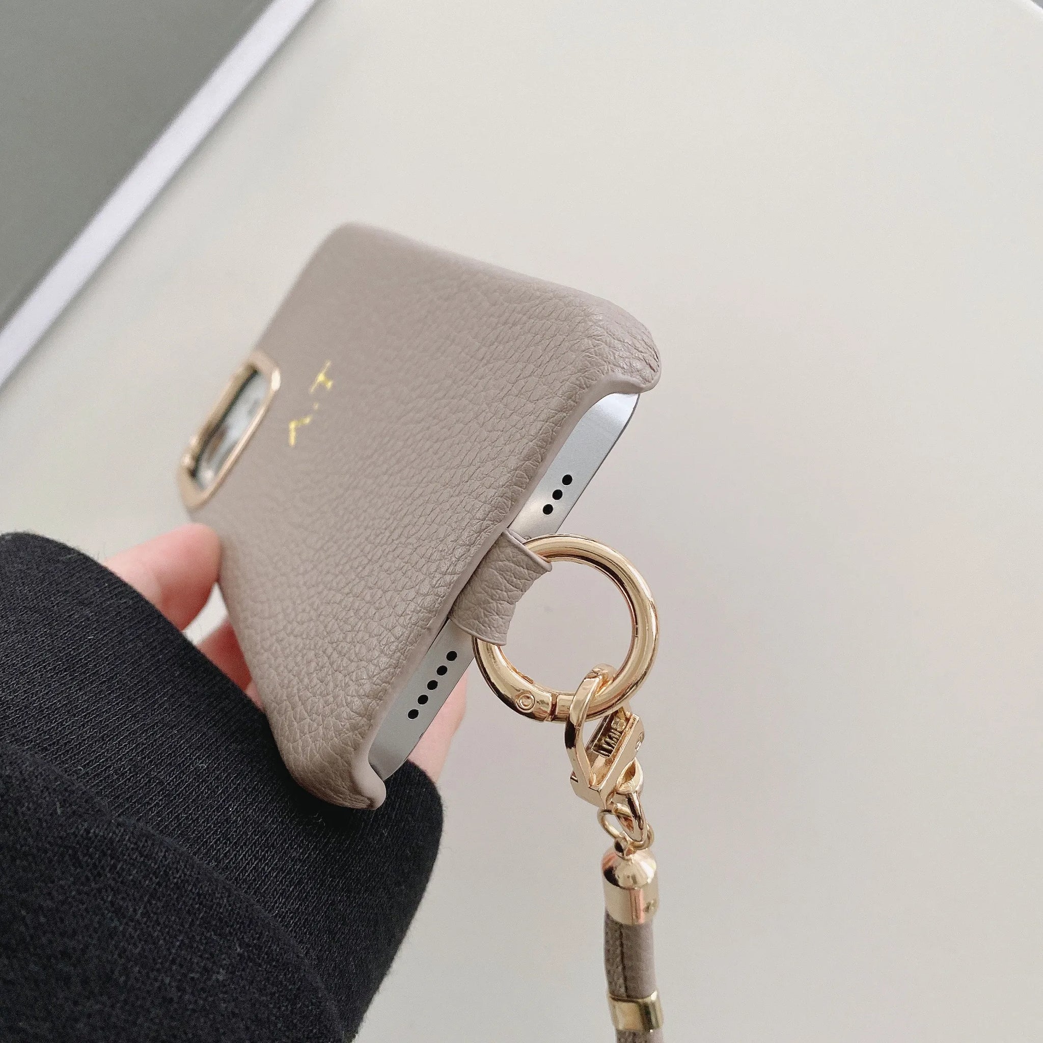 Customized engraved name letter Leather Phone Case for iPhone16 11 12 13 14 15ProMax Protective Crossbody Lanyard Phone Case