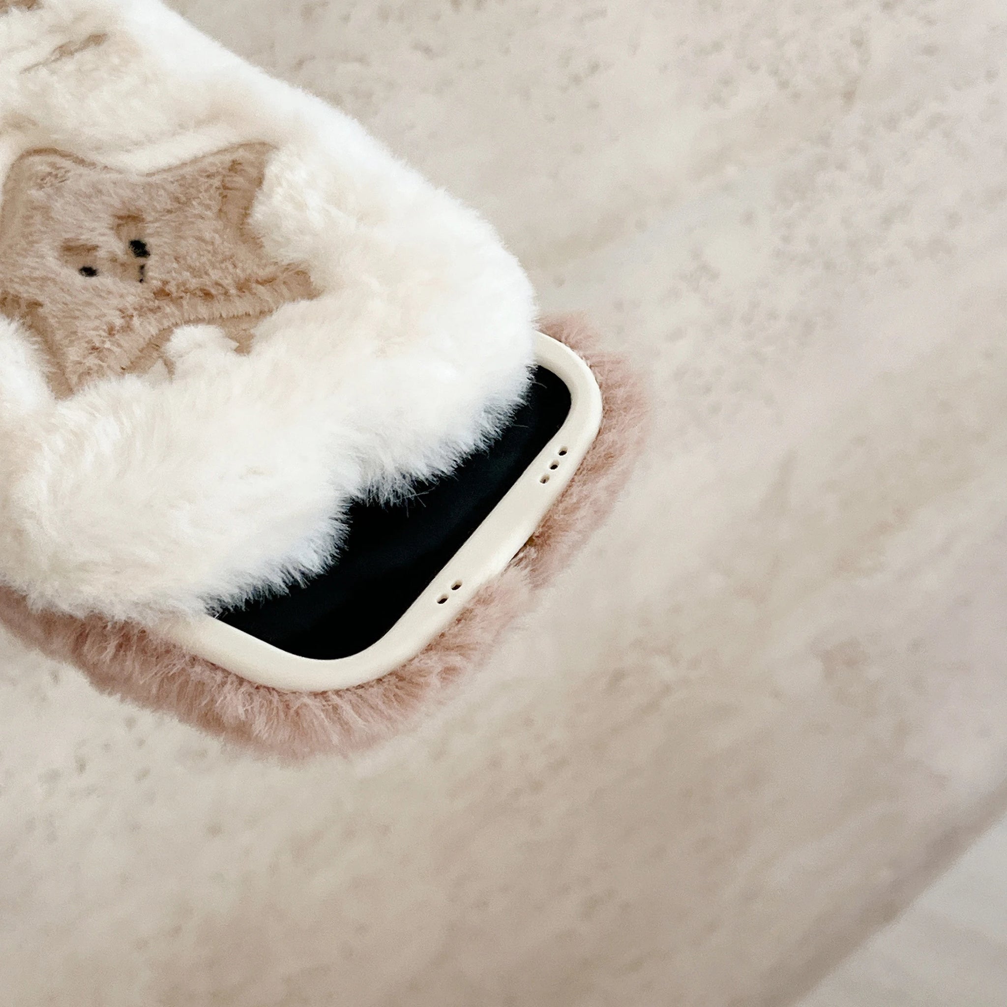 Cute Cartoon Plush Bunny Case For iPhone 15 16 Pro Max 11 12 13 Pro Max Anti Drop 14plus Furry Warm Fur Protective Cover