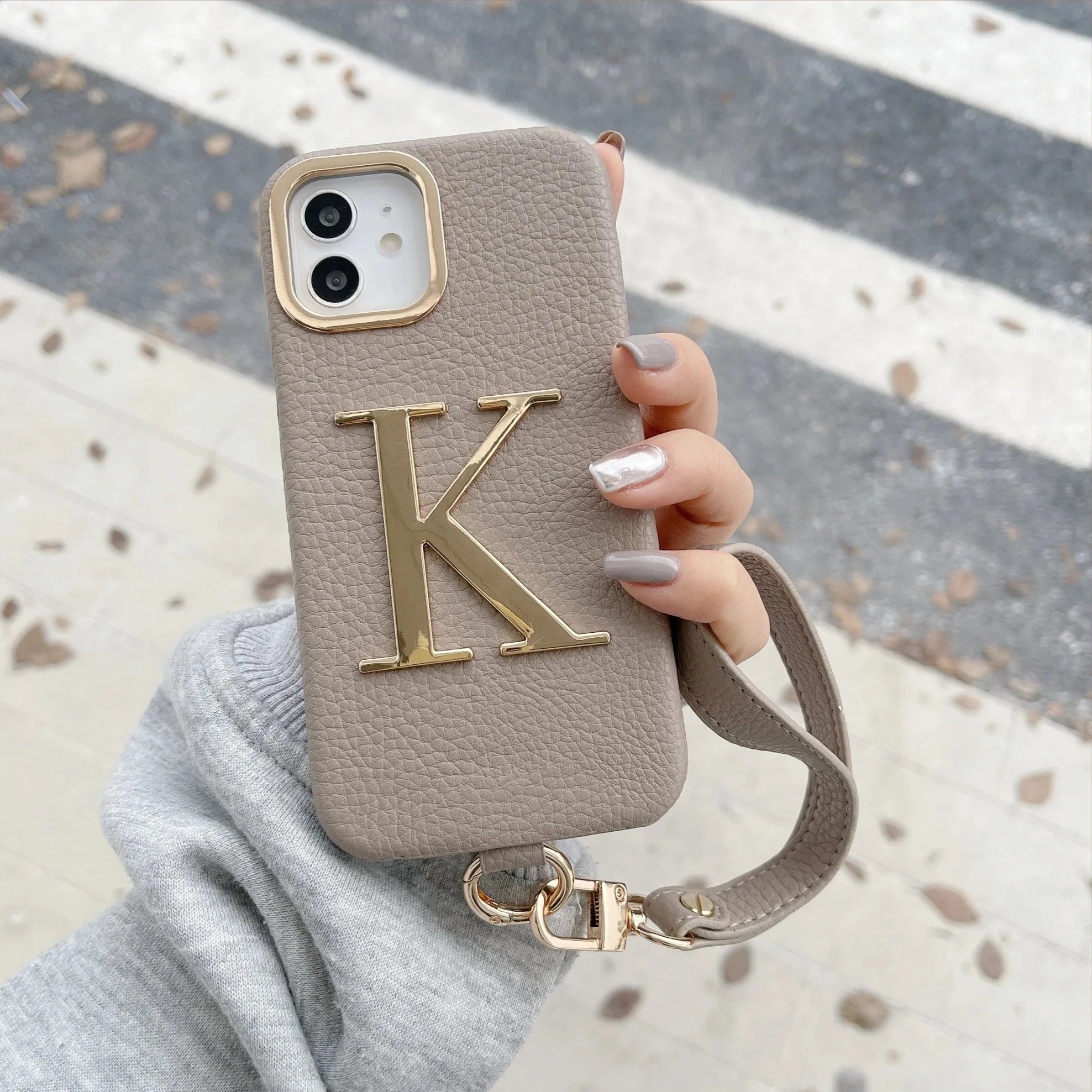 Leather Custom Initial Leather Hand Rope Gold Letters Phone Case For iPhone16 15 14 13 12 11 Pro Max Plus Pro Cover